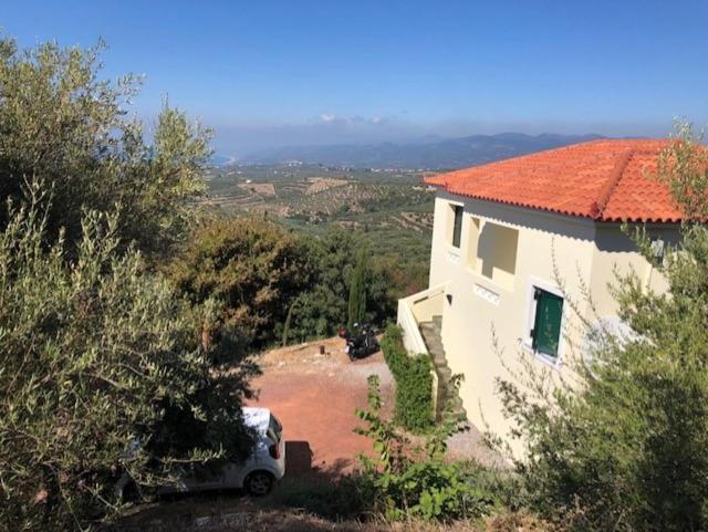 Вилла Kyparissia De Wandelboom Vrises  Экстерьер фото