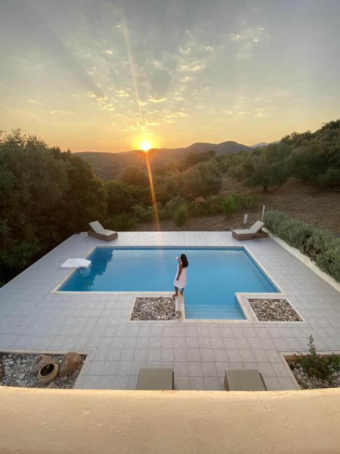 Вилла Kyparissia De Wandelboom Vrises  Экстерьер фото