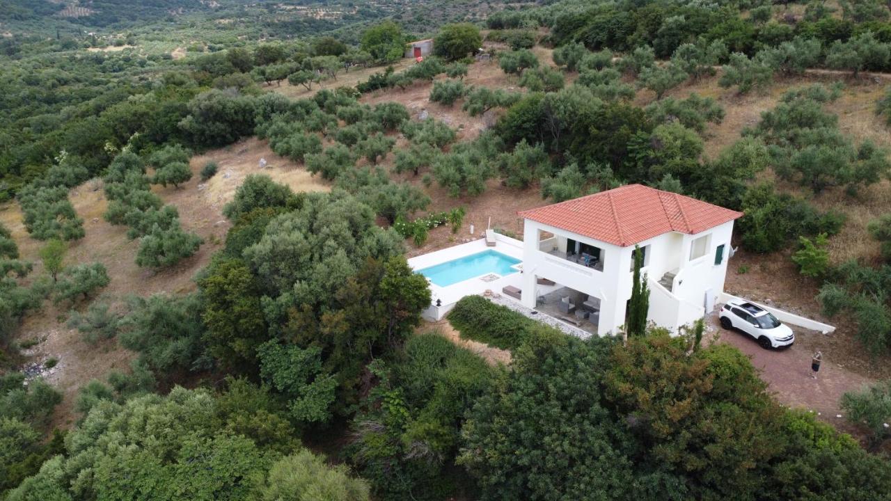 Вилла Kyparissia De Wandelboom Vrises  Экстерьер фото